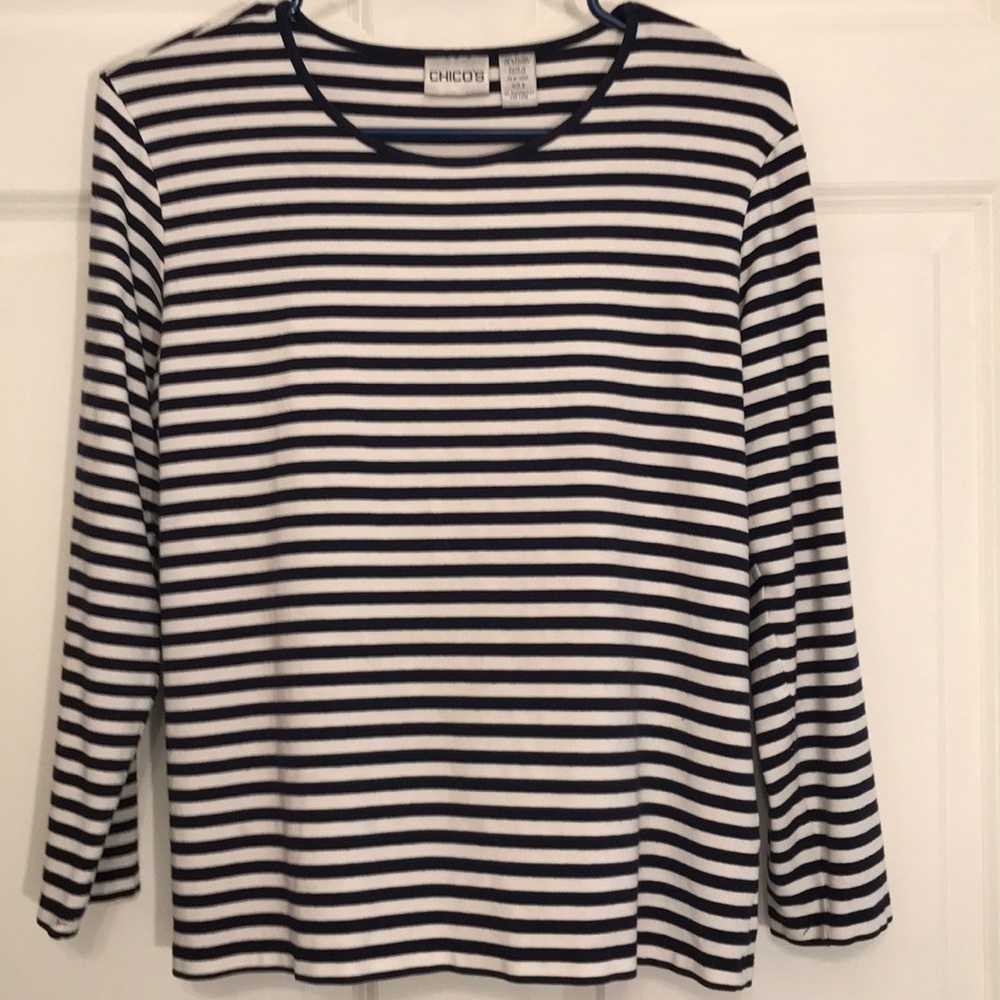 Chico's Navy Striped long sleeved tee 🌞🌞